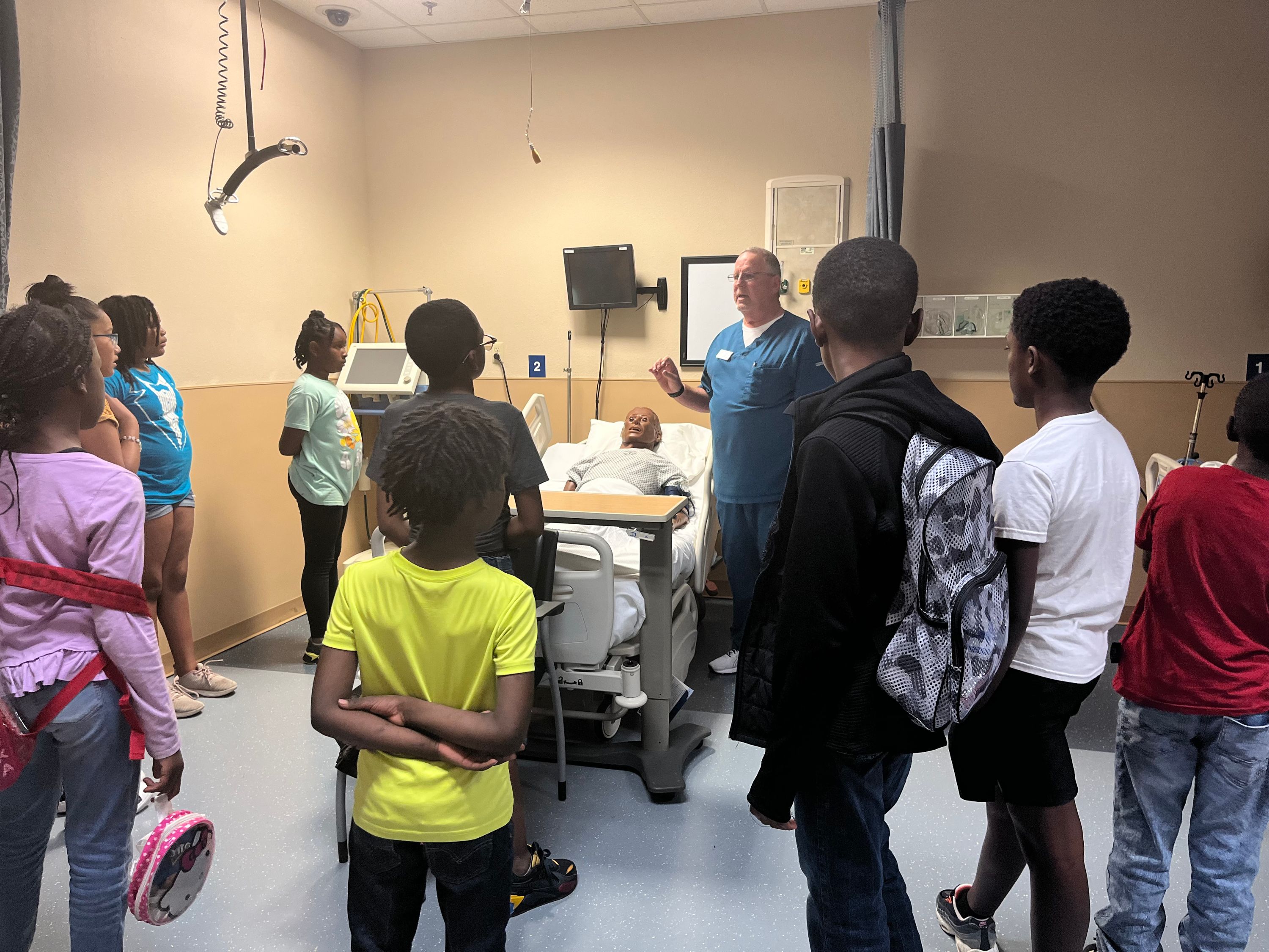 BGCTX STEM CAMP - HEALTH SCIENCES VISIT